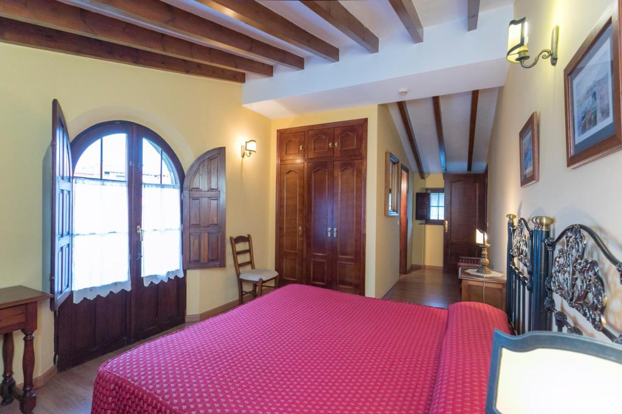 Posada De La Abadia - Adults Only Santillana del Mar Exterior photo